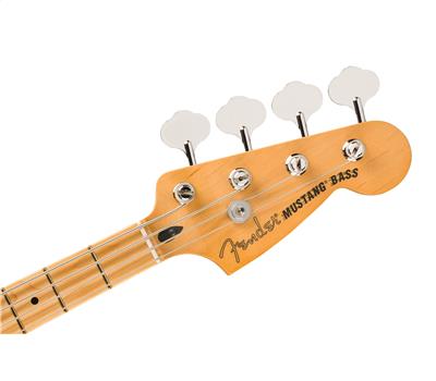 Fender Player II Mustang® Bass PJ Maple Fingerboard 3-Color Sunburst4