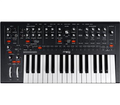 Moog Messenger1