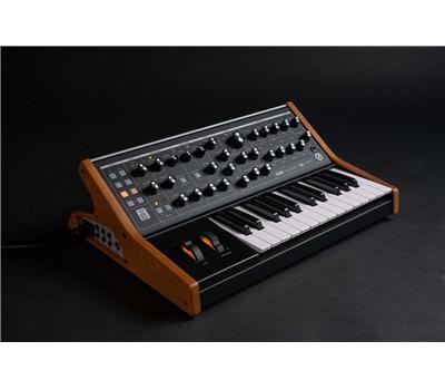 Moog Subsequent 252