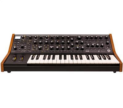 Moog Subsequent 37 inkl. SR Series Case1