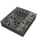 Behringer PRO MIXER DJX900 USB